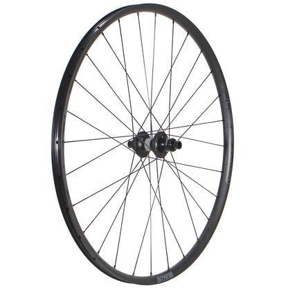 {"size"=>"29\"", "front/rear"=>"rear (XDR)", "rim"=>"Stan's Crest MK4", "hub"=>"DT Swiss 370 LN CL disc", "axle/spacing (mm)"=>"12x142 TA", "hole"=>"28h", "spoke"=>"DB", "nipple"=>"Brass", "color"=>"black", "weight"=>"950g"}